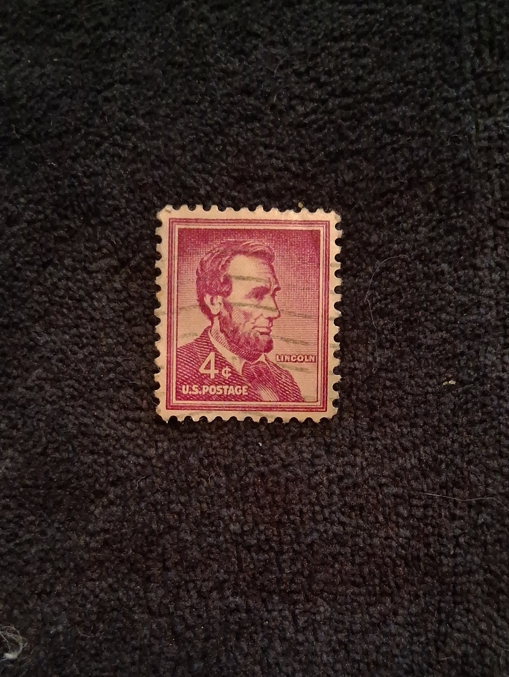 Vintage 4¢ Lincoln U.S. Postage Stamp - Burgundy